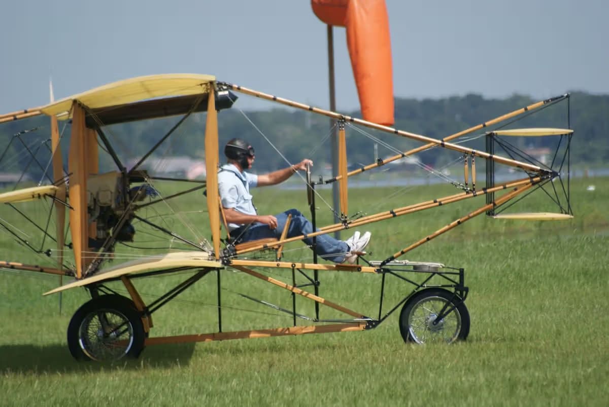 Unidentified — Aircraft