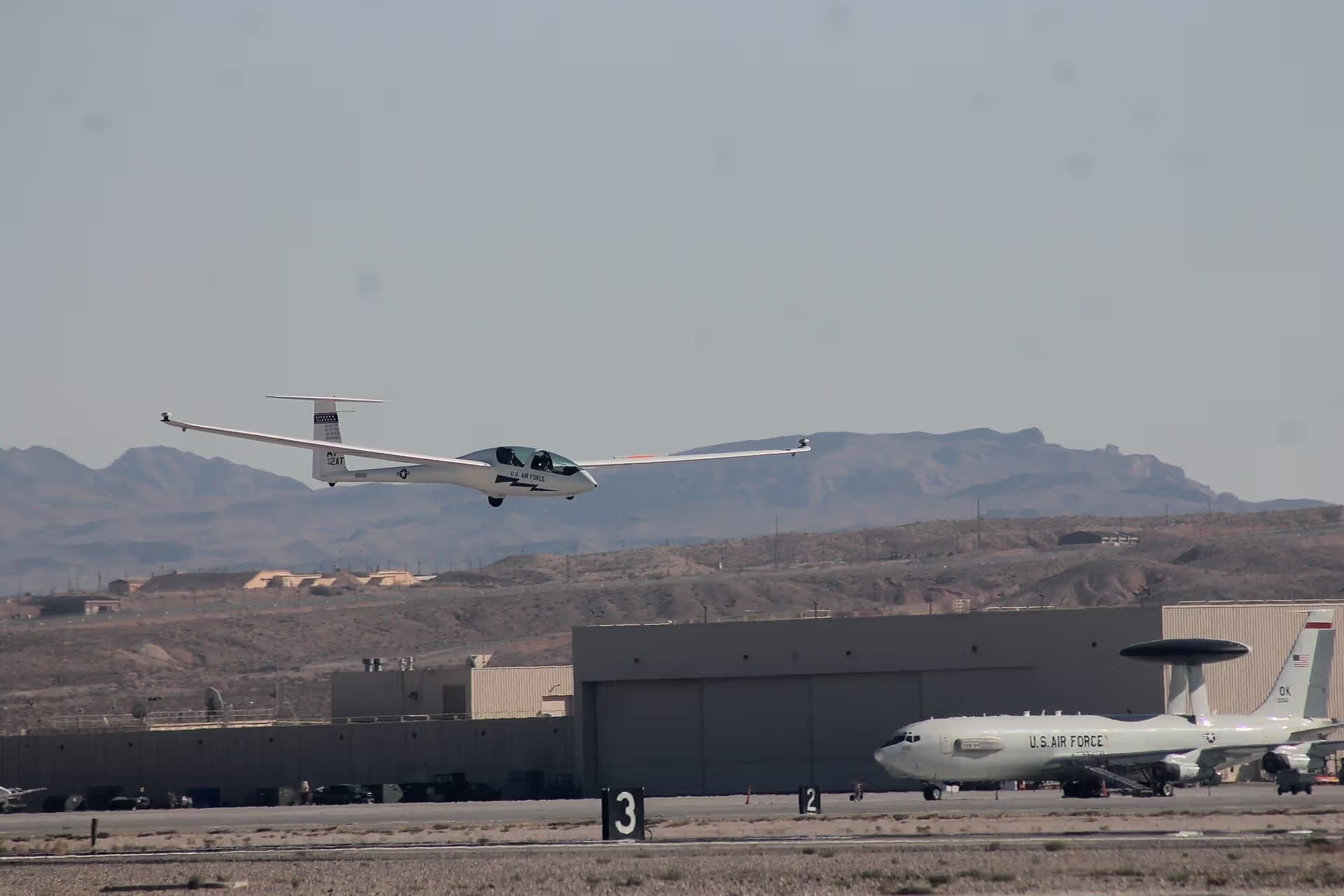 N502DG — Glider