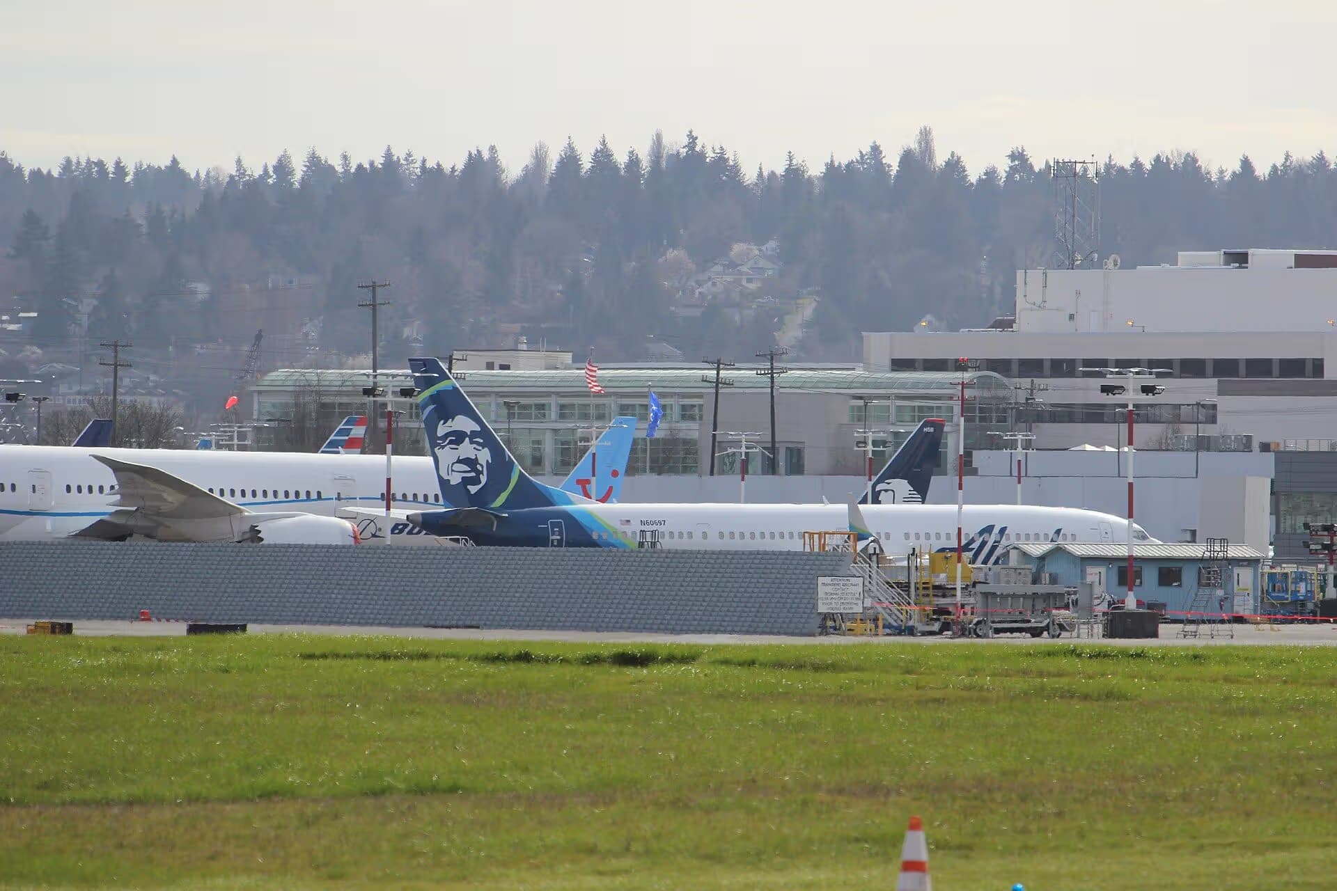 N60697 — Boeing