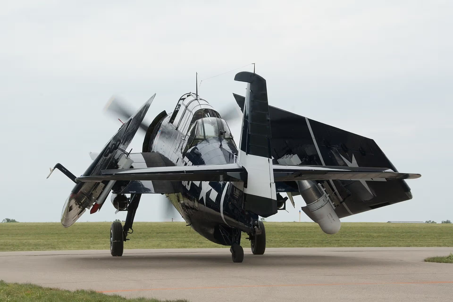 N81865 — Single-engine aircraft