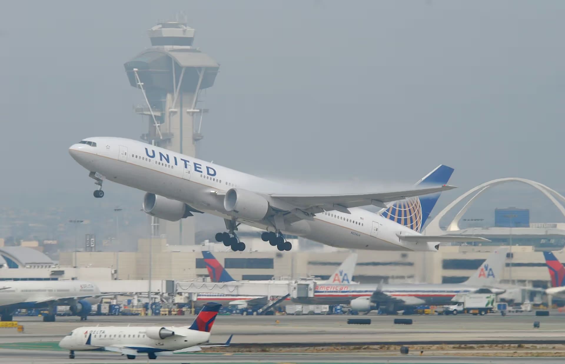N224UA — Boeing