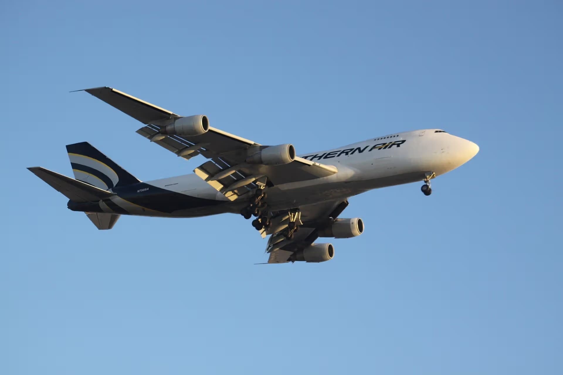 N758SA — Boeing