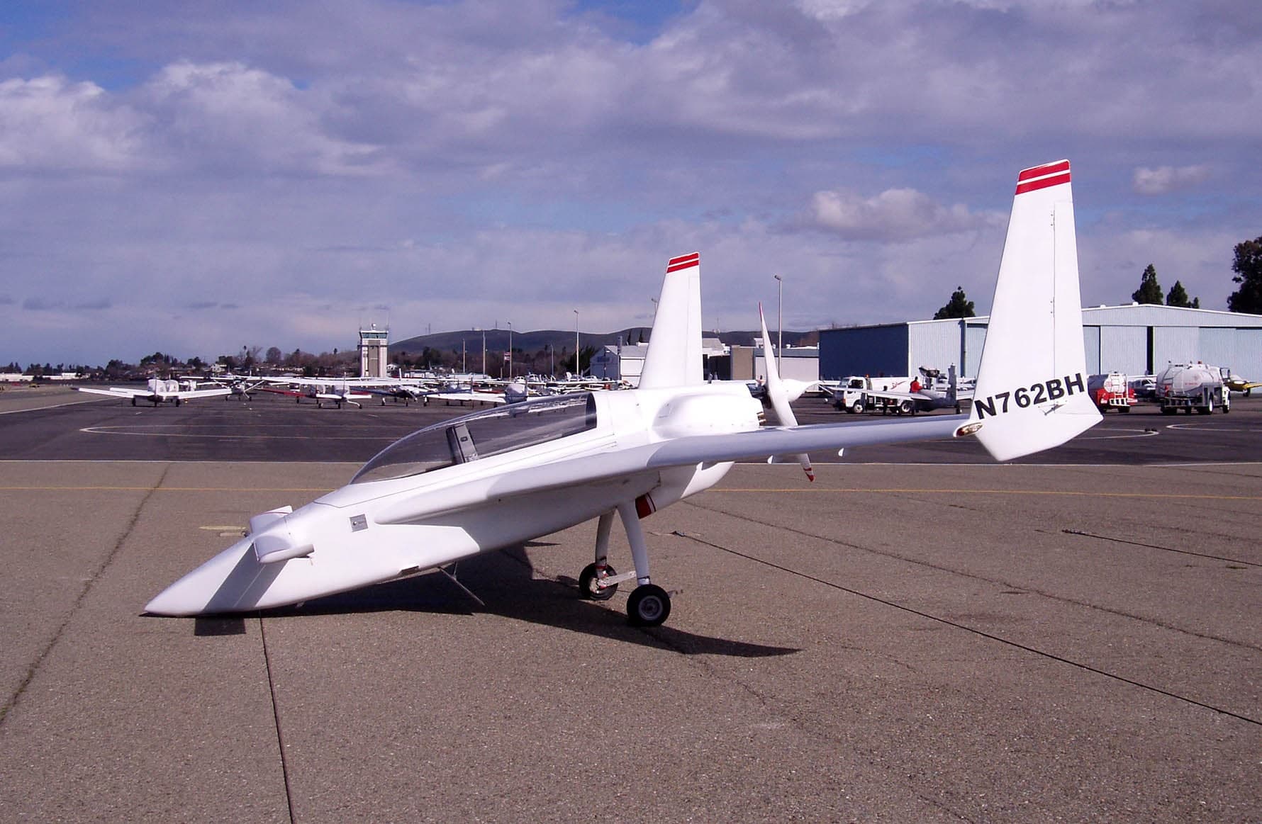 N762BH — Aircraft