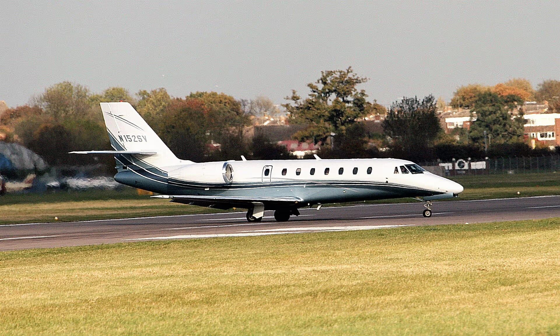 N152SV — Business jet