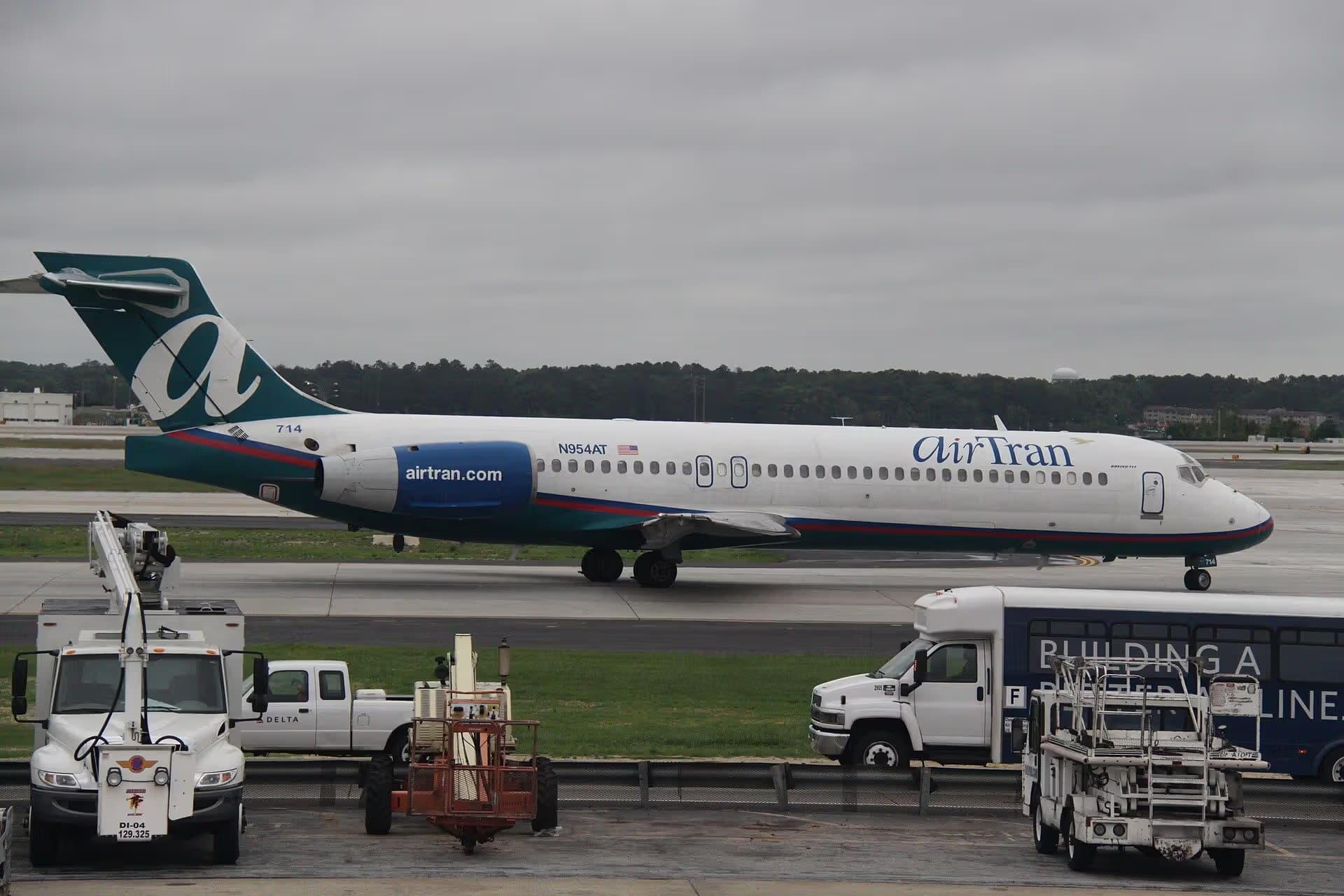 N954AT — Boeing