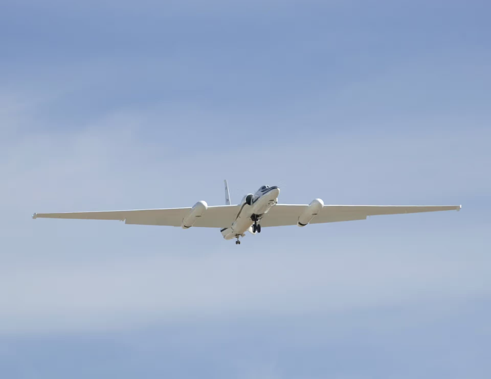 N806NA — Business jet at Edwards Air Force Base