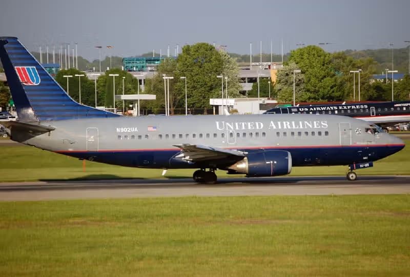 N902UA — Boeing
