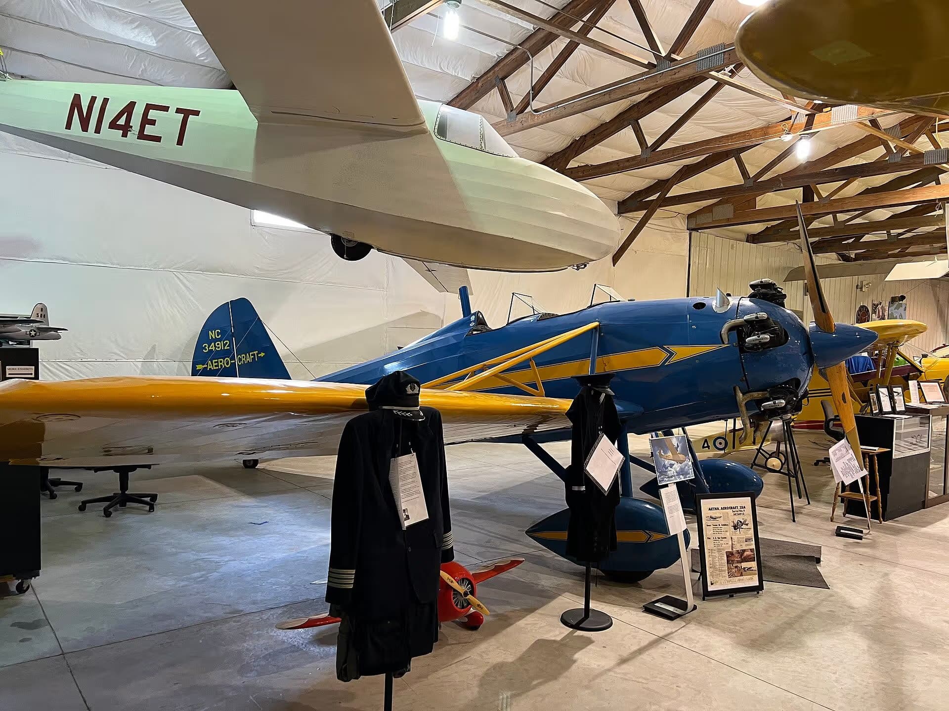 Unidentified — Glider