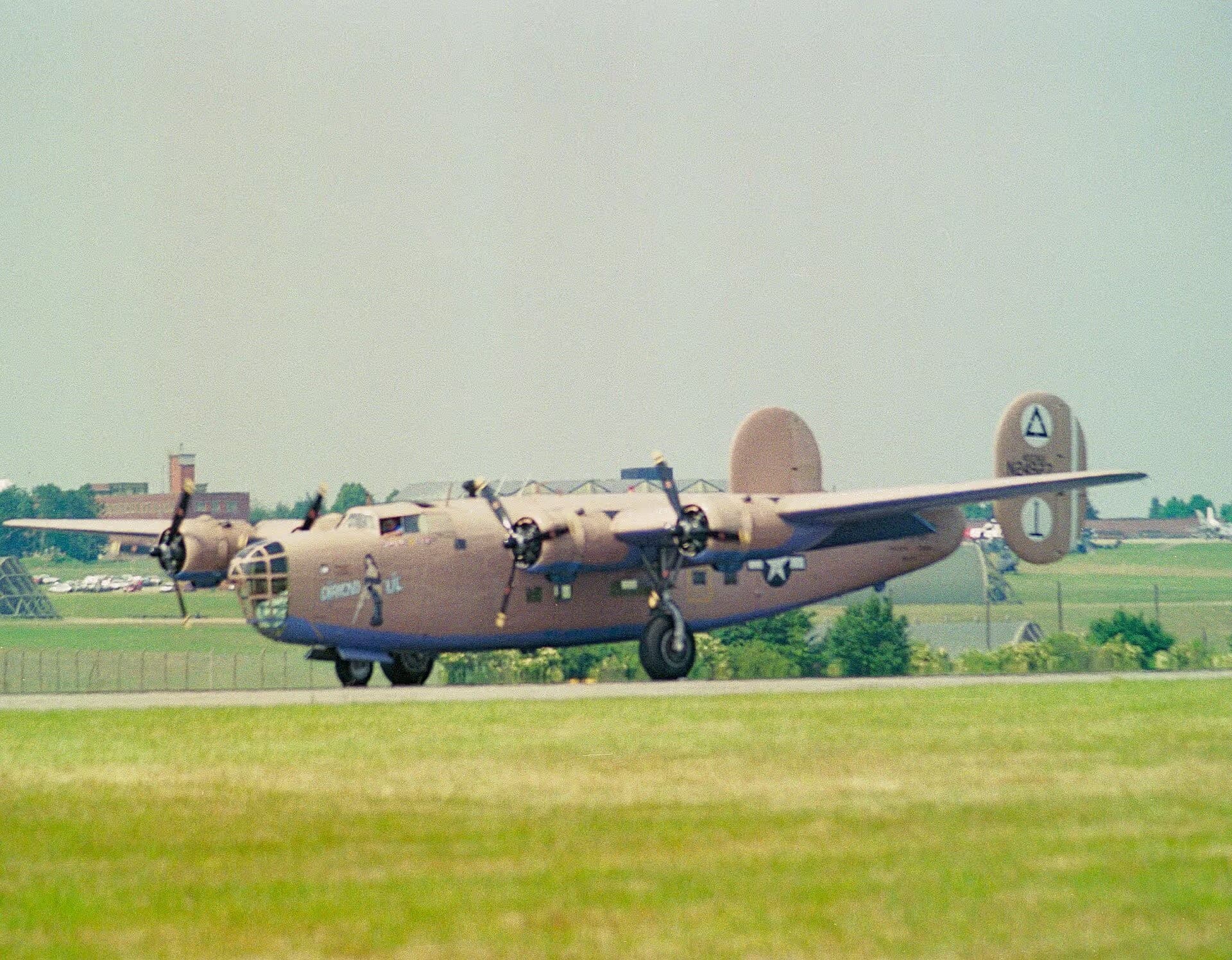 Unidentified — Aircraft