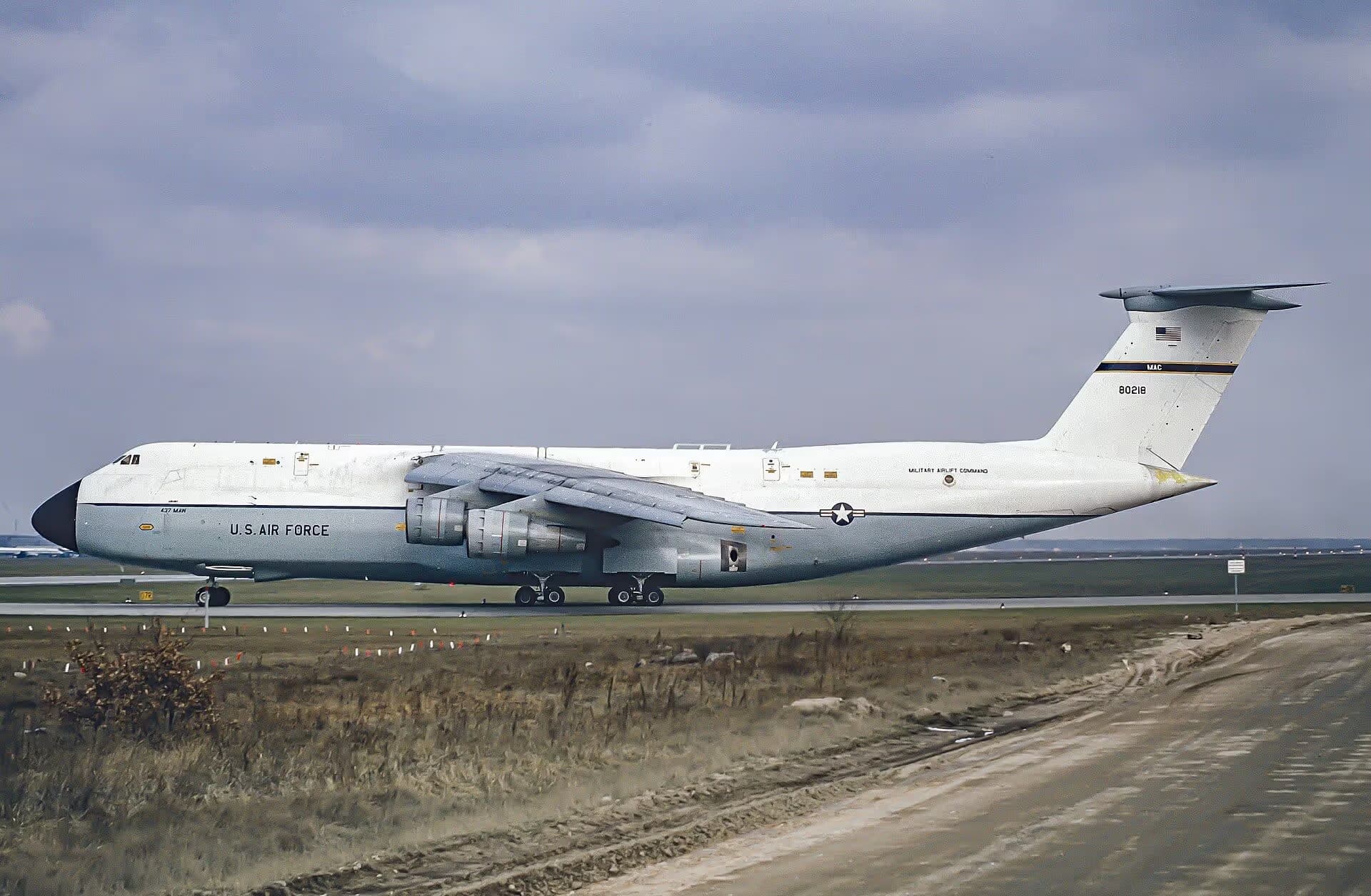 Unidentified — Aircraft