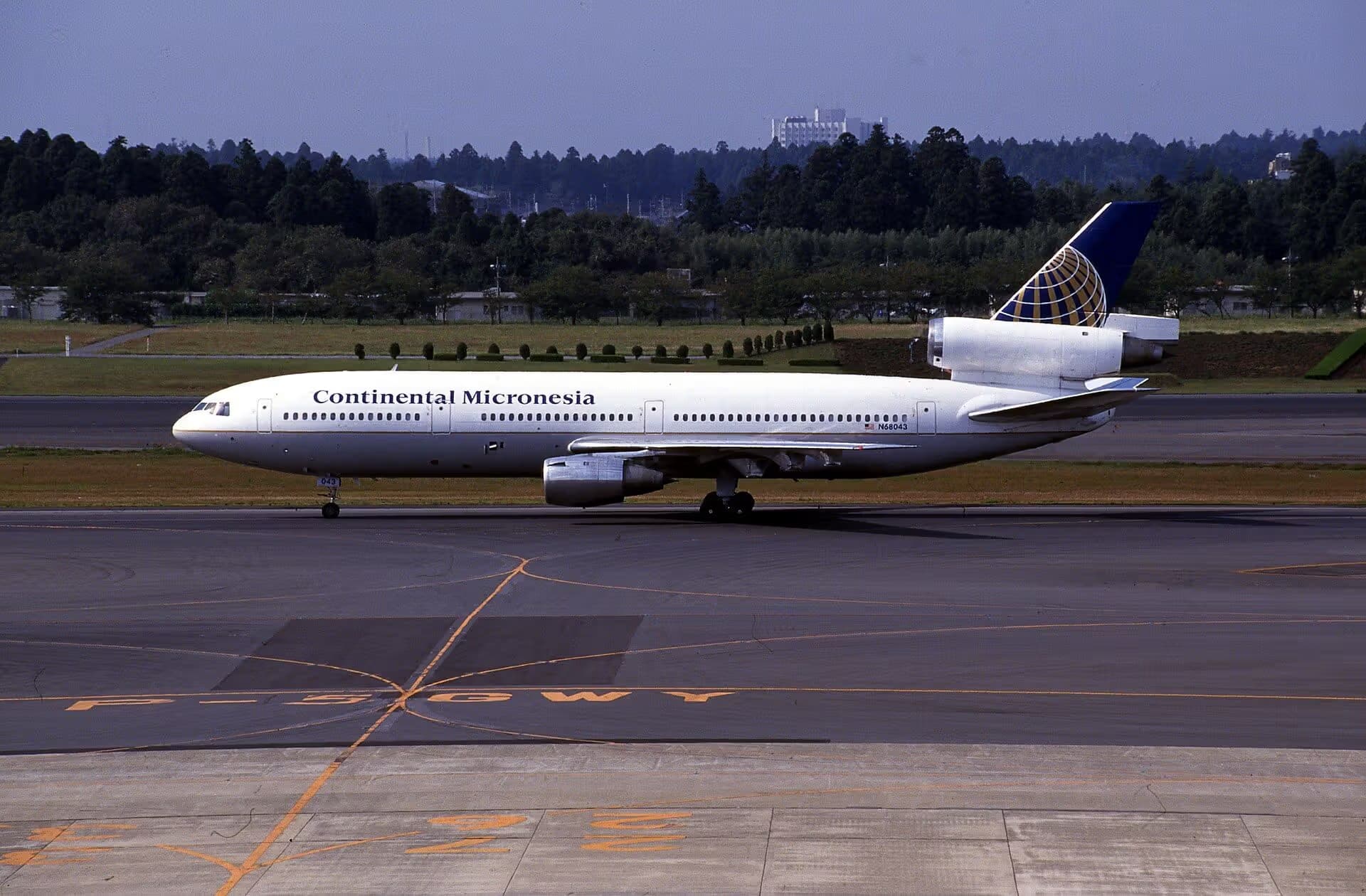 N68043 — Aircraft