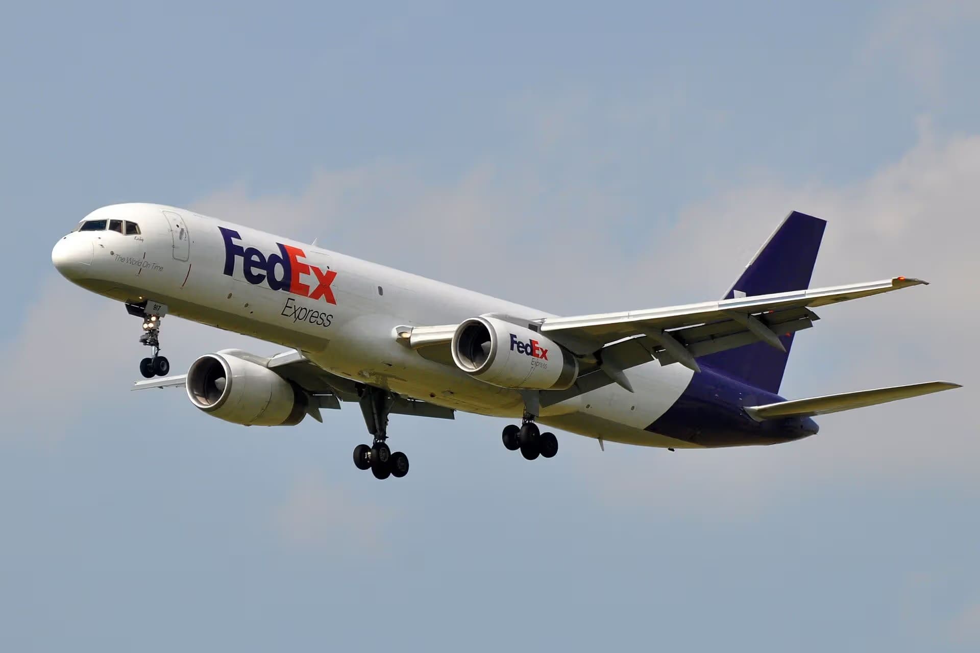 N917FD — Twin-engine aircraft