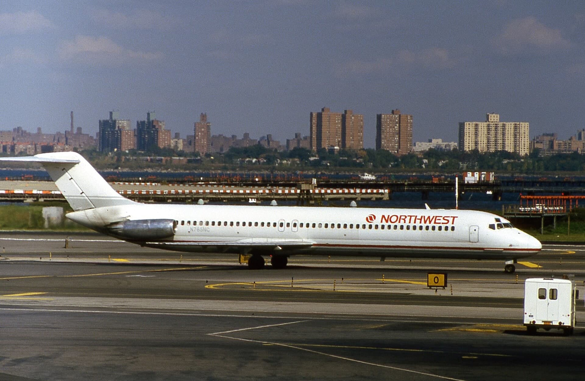 N765NC — Douglas