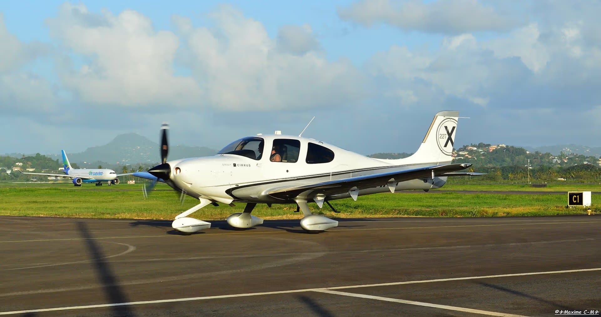 N321PG — Cirrus