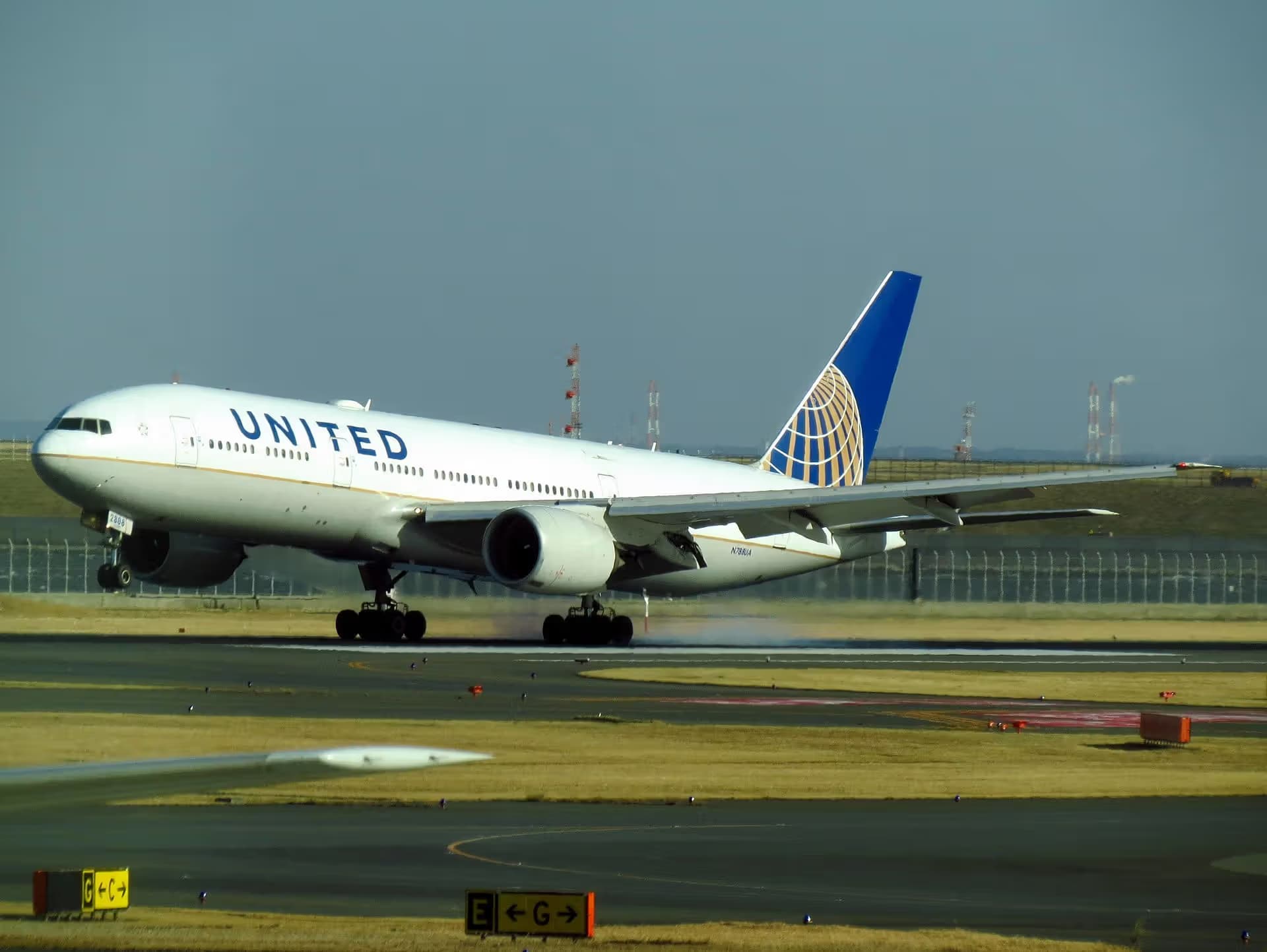N788UA — Boeing