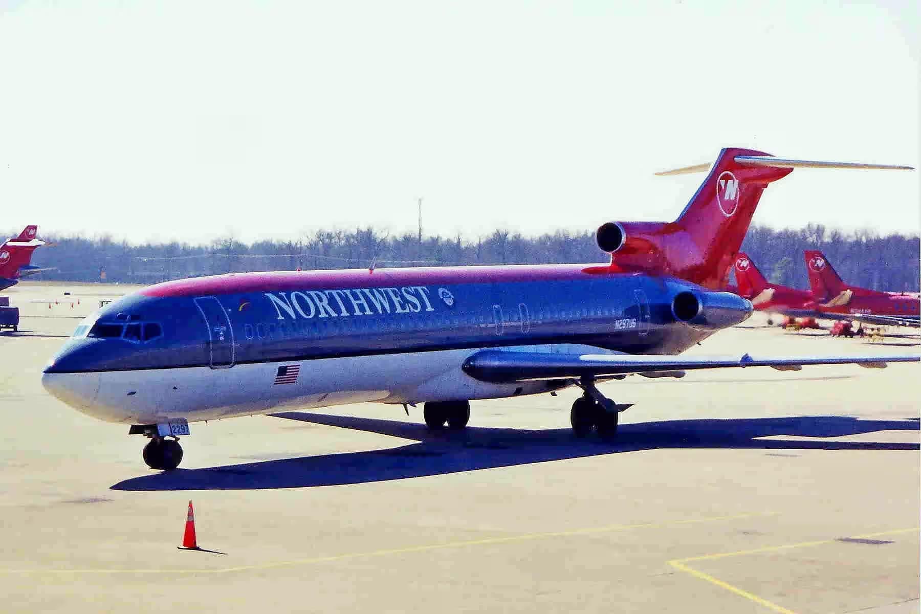 N297US — Douglas