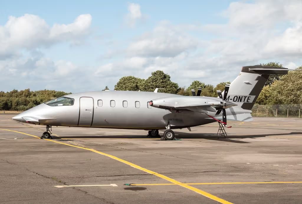 M-ONTE — Aircraft