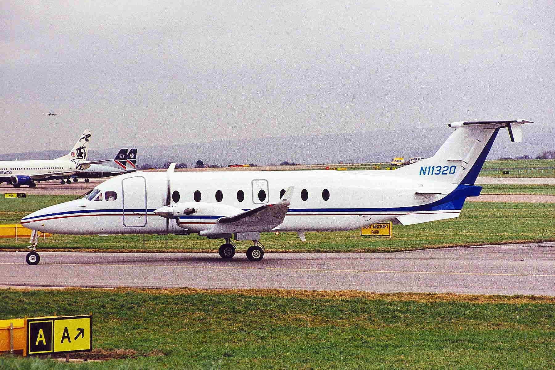 N11320 — Beechcraft