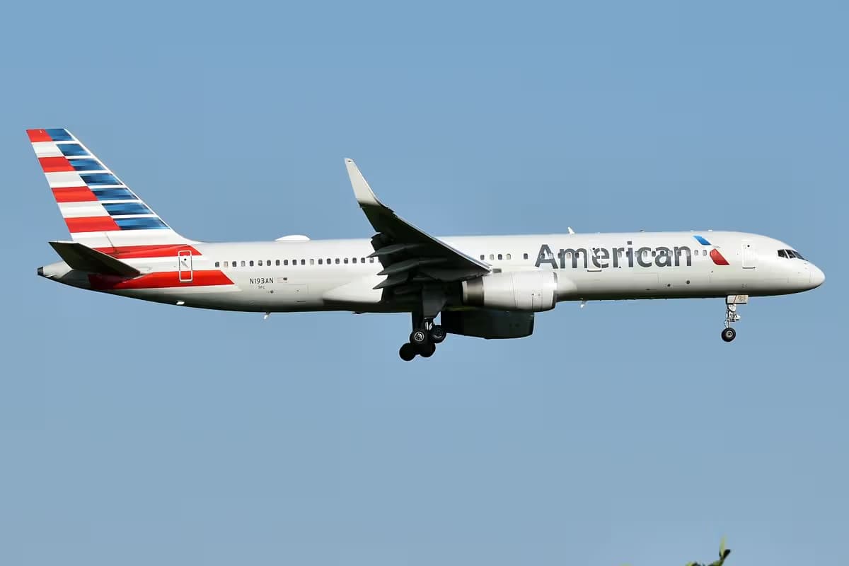 N193AN — Twin-engine aircraft