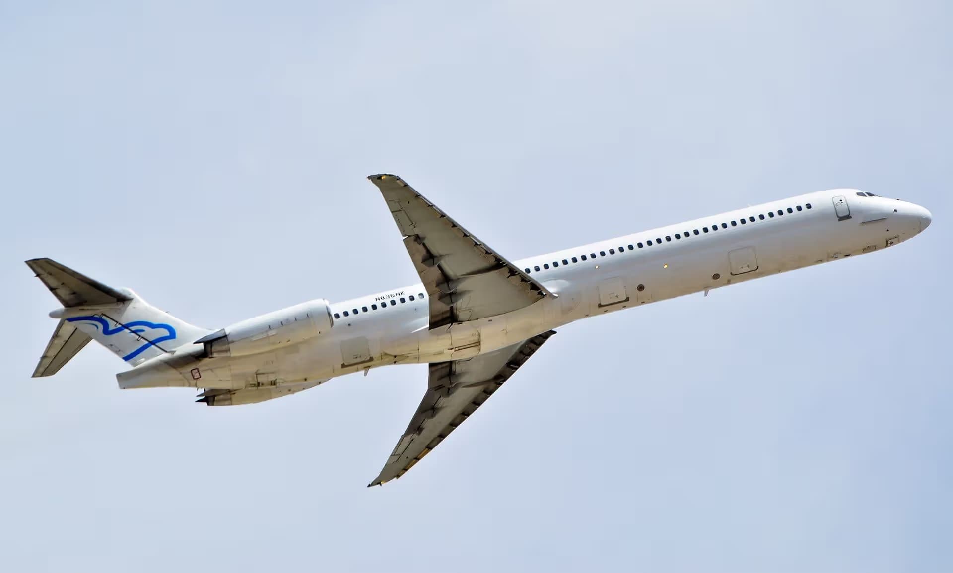 N836NK — Douglas