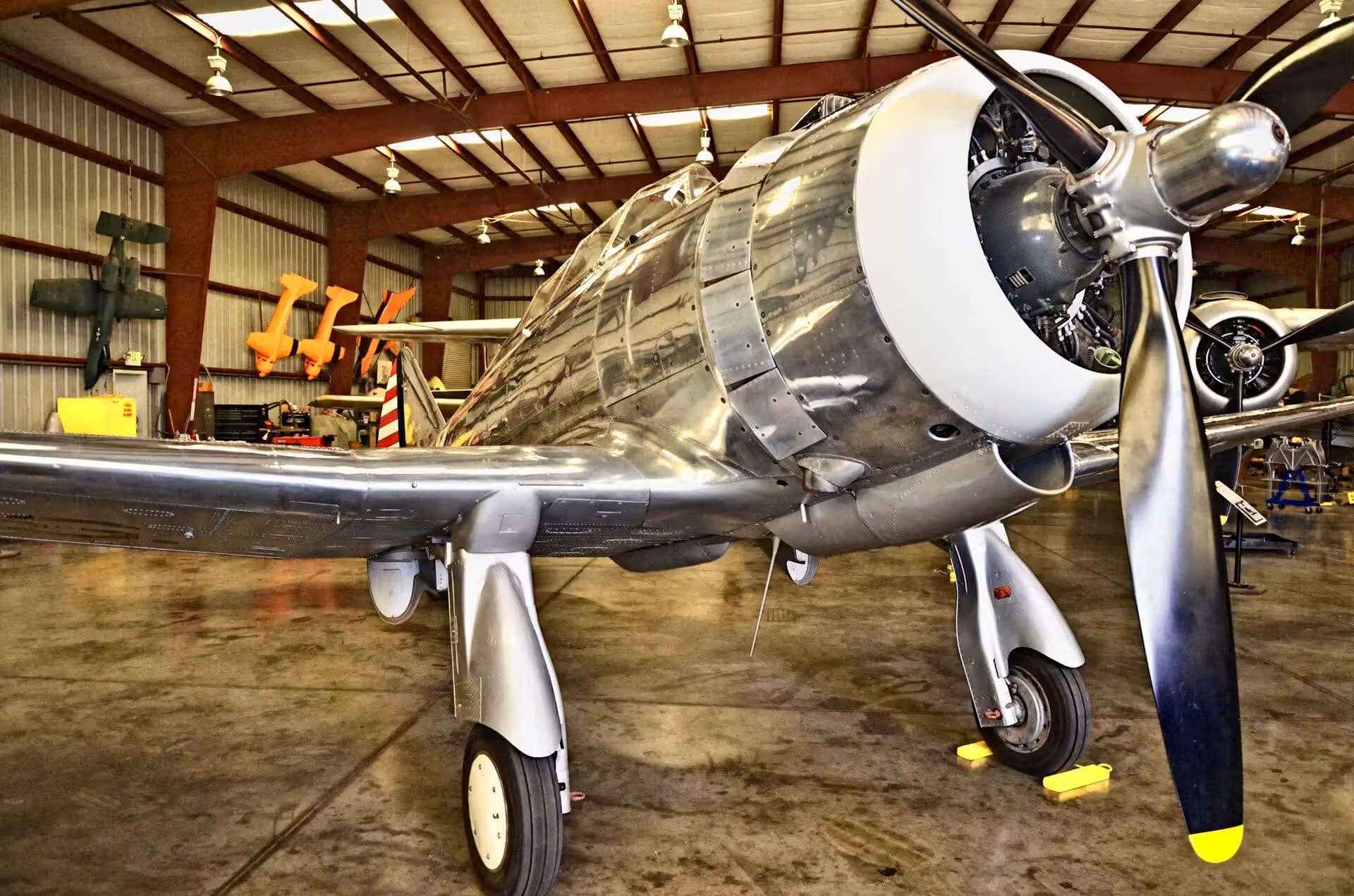 Unidentified — Single-engine aircraft