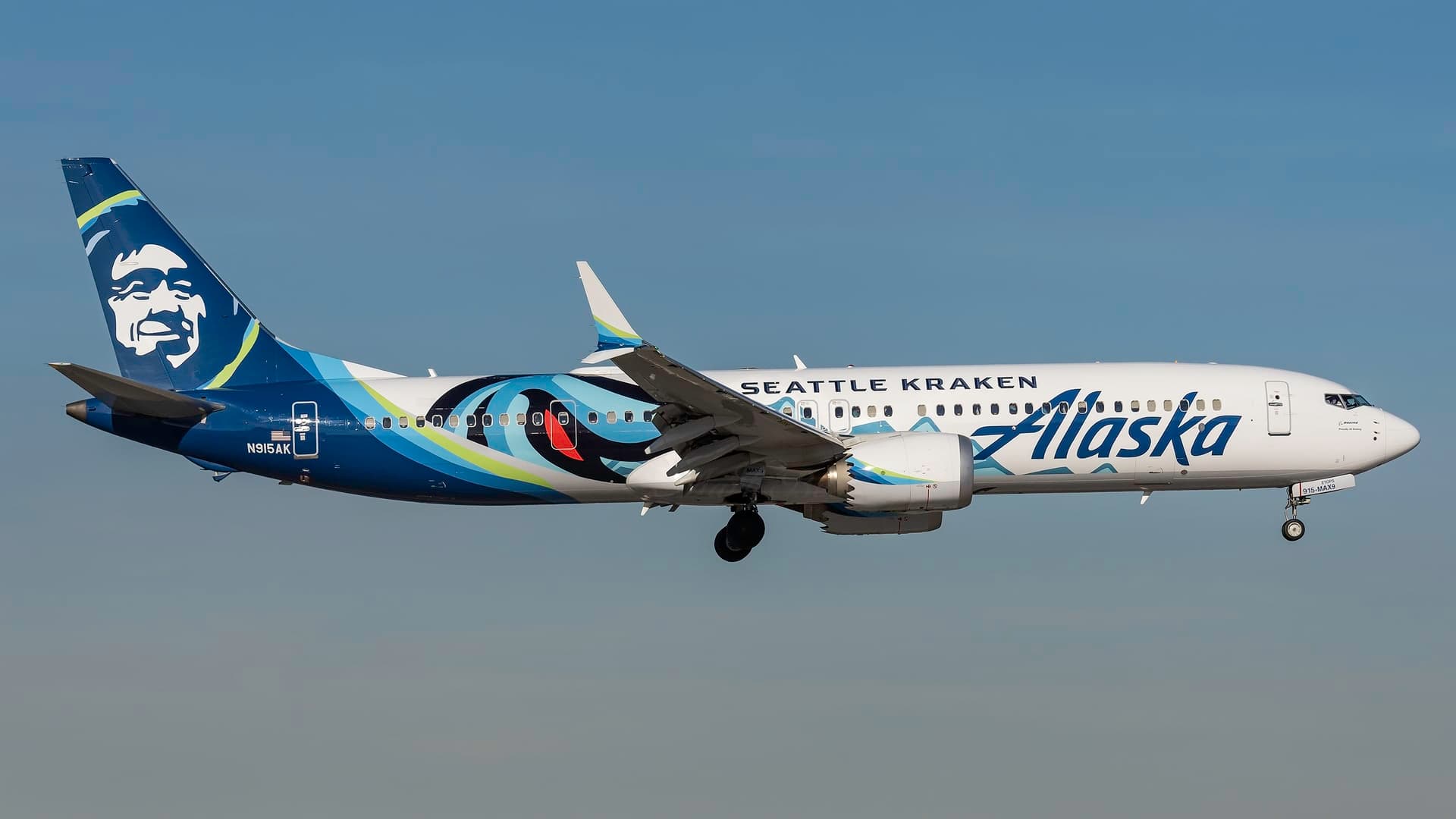 N915AK — Boeing