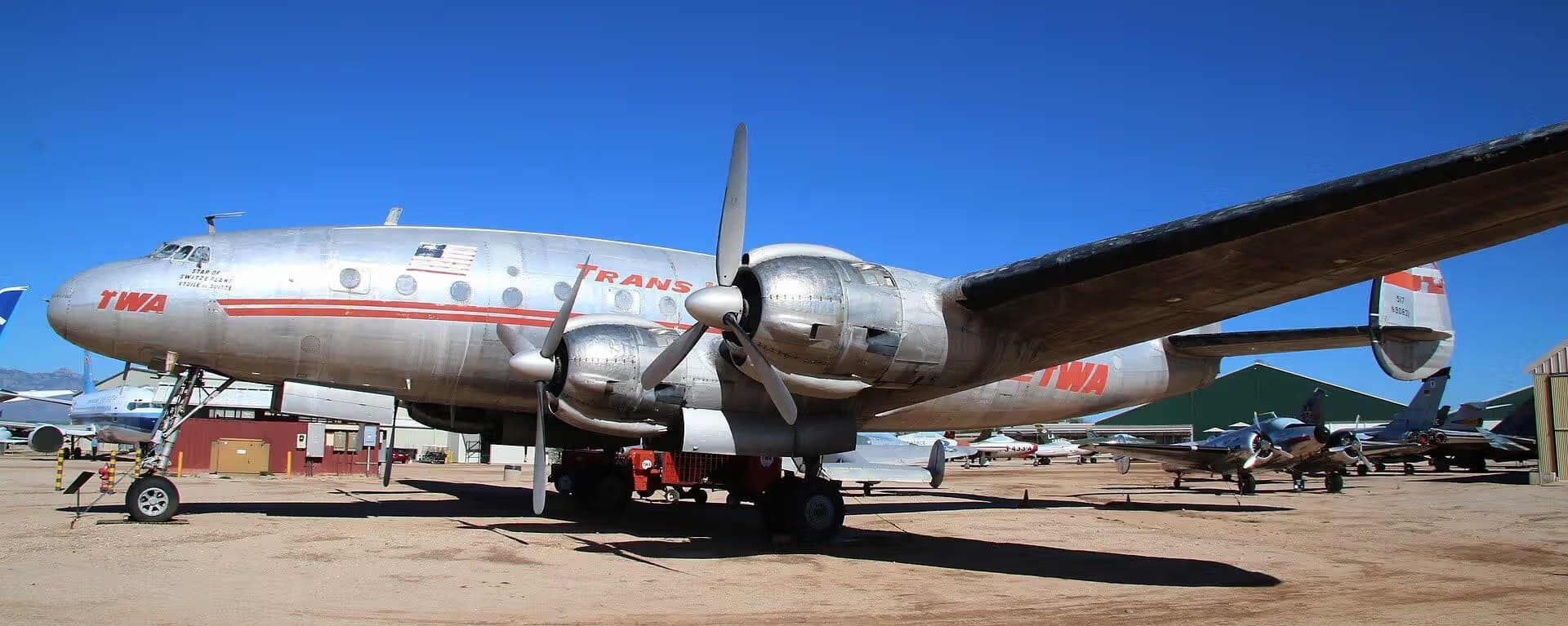 N90831 — Lockheed