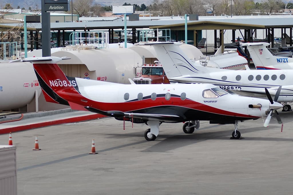 N808JS — Pilatus