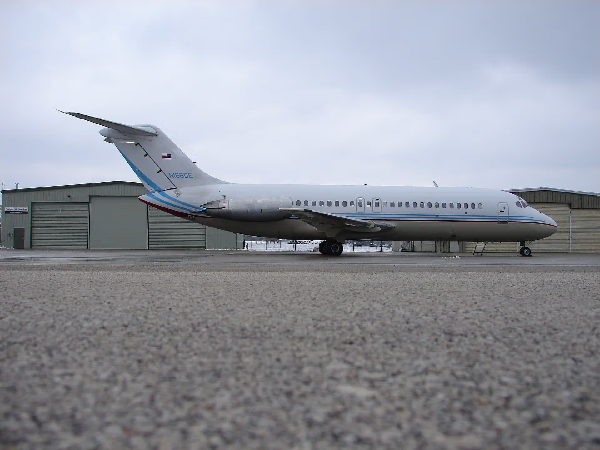 N166DE — Boeing
