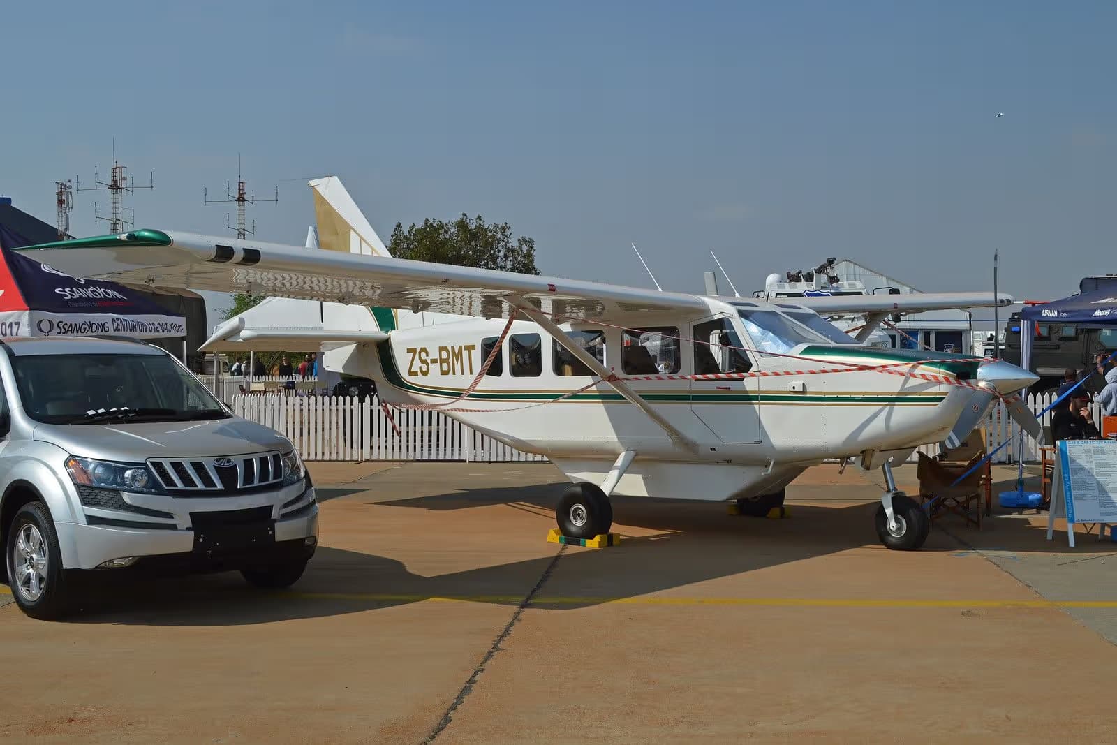 ZS-BMT — Aircraft