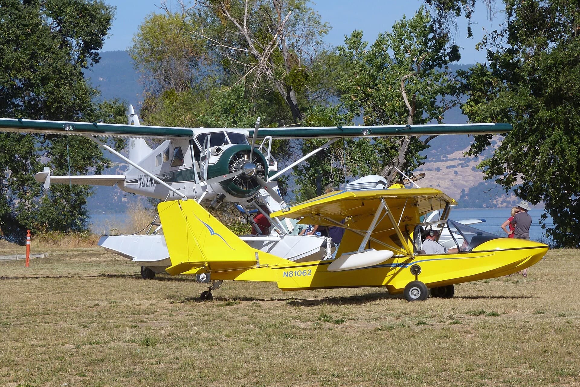 N81062 — Floatplane