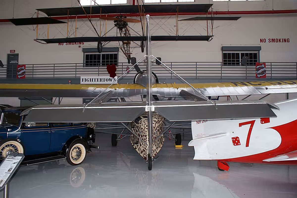 Unidentified — Aircraft
