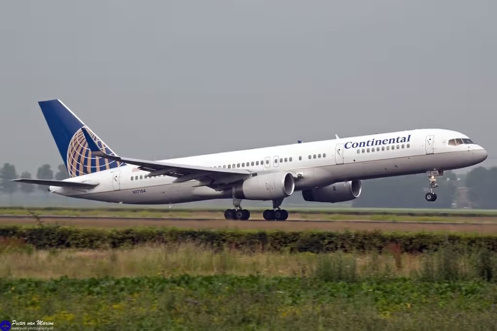 N17104 — Boeing