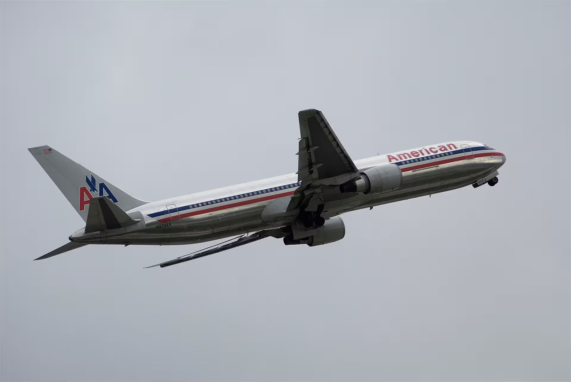 N379AA — Boeing