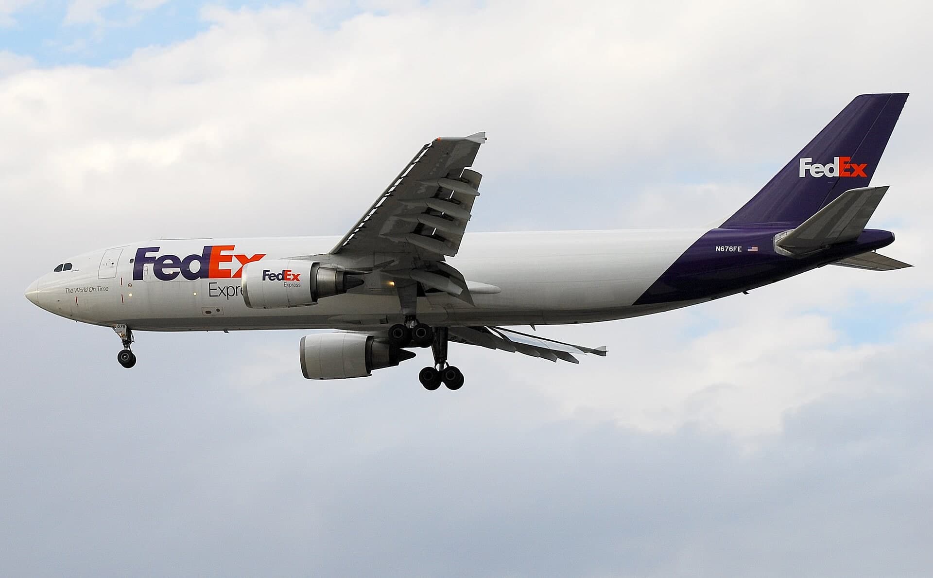 N676FE — Airbus