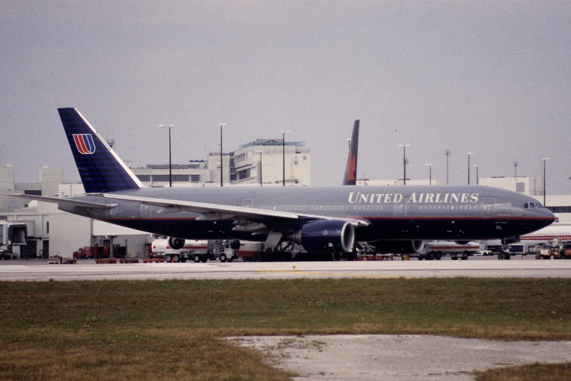 N780UA — Boeing