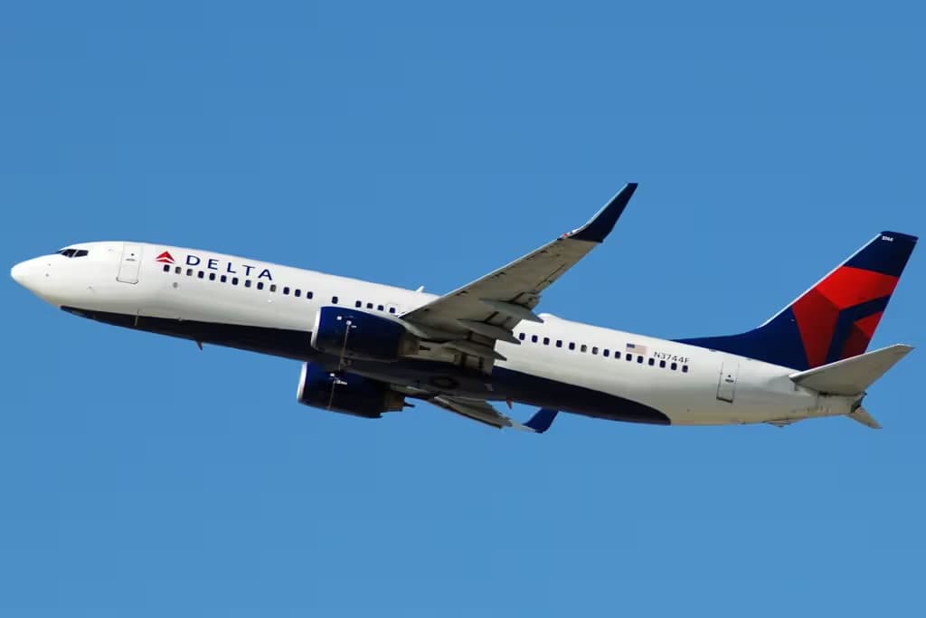 N3744F — Boeing