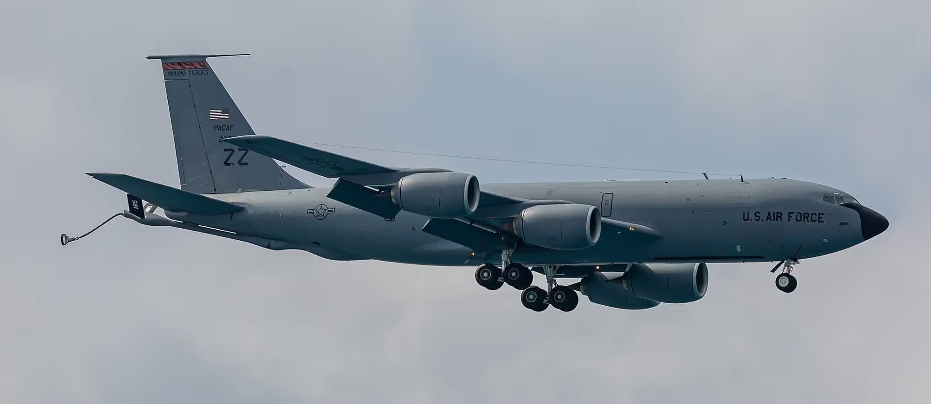 Unidentified — Boeing