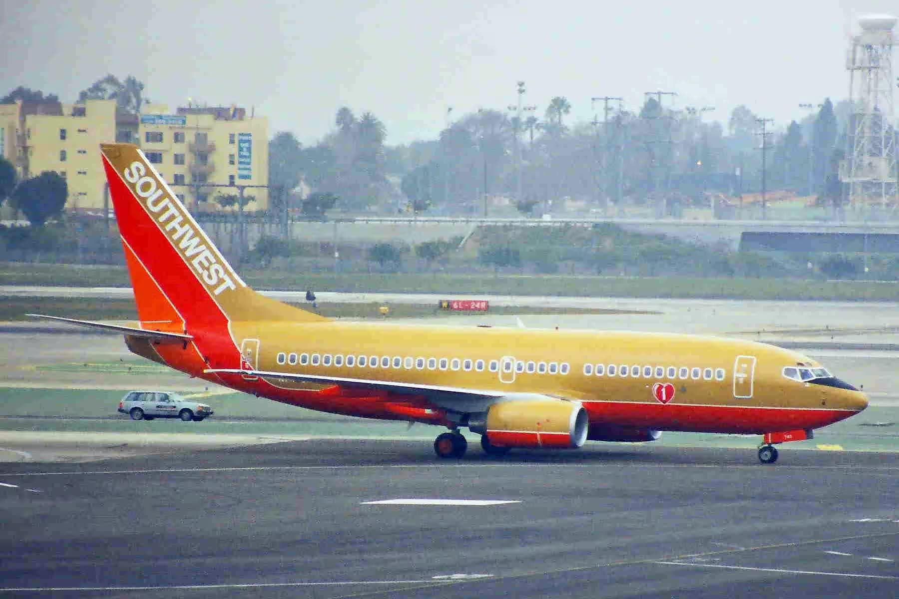 N743SW — Boeing