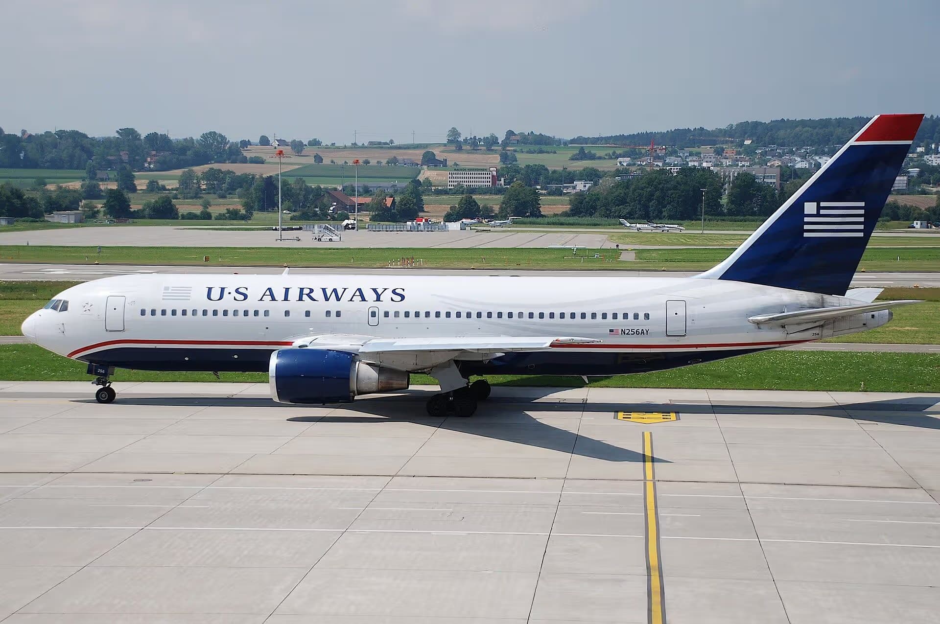 N256AY — Boeing