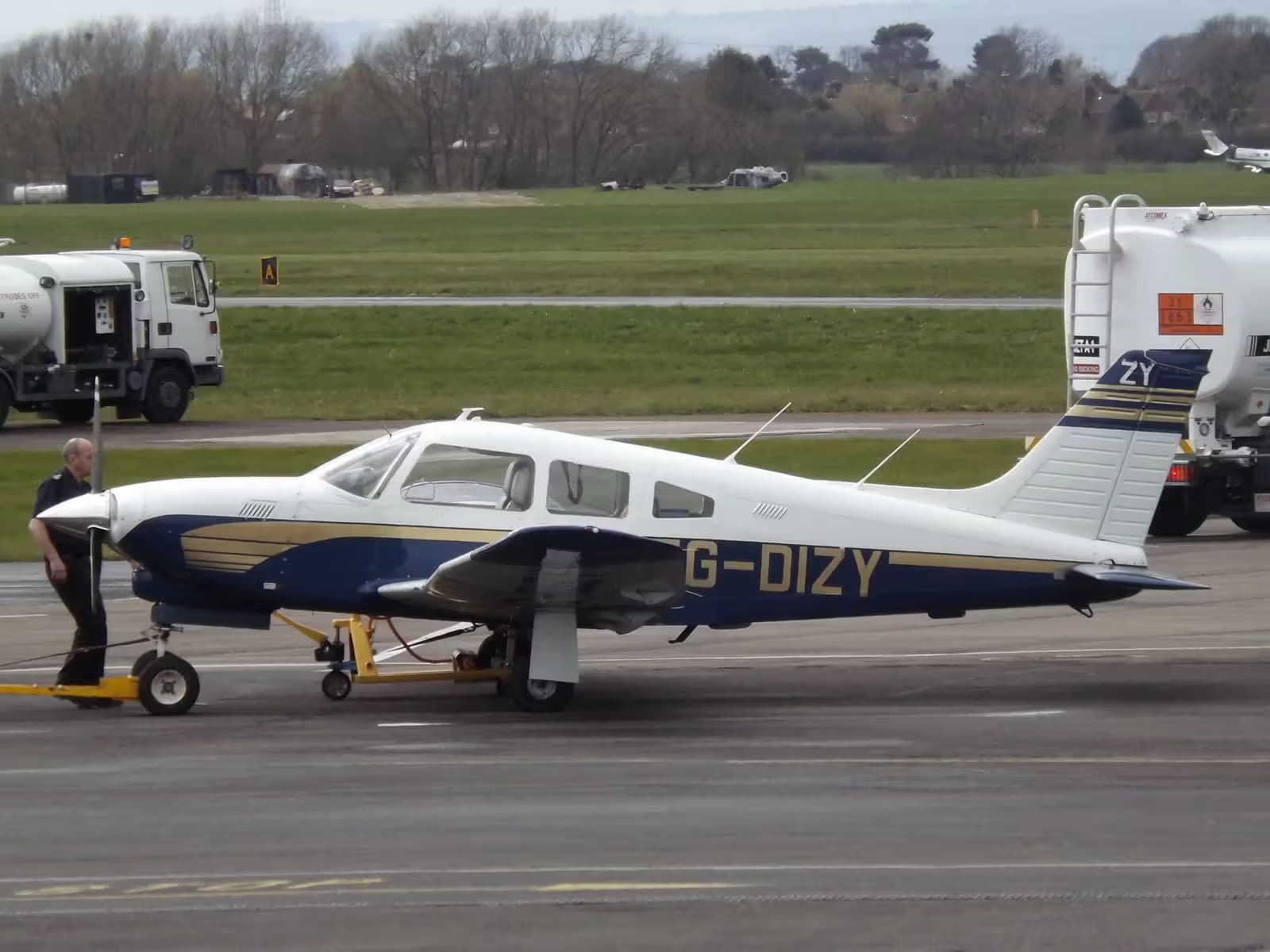 G-DIZY — Piper