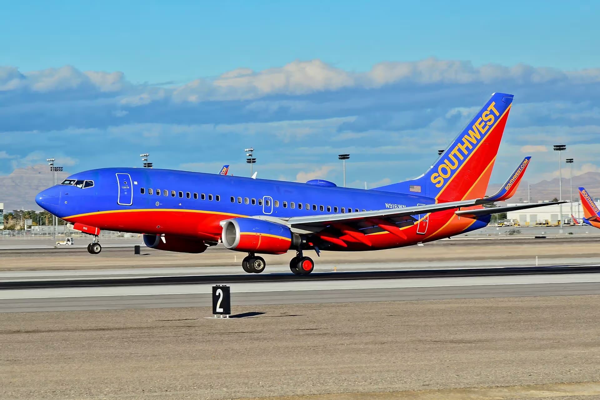 N916WN — Boeing