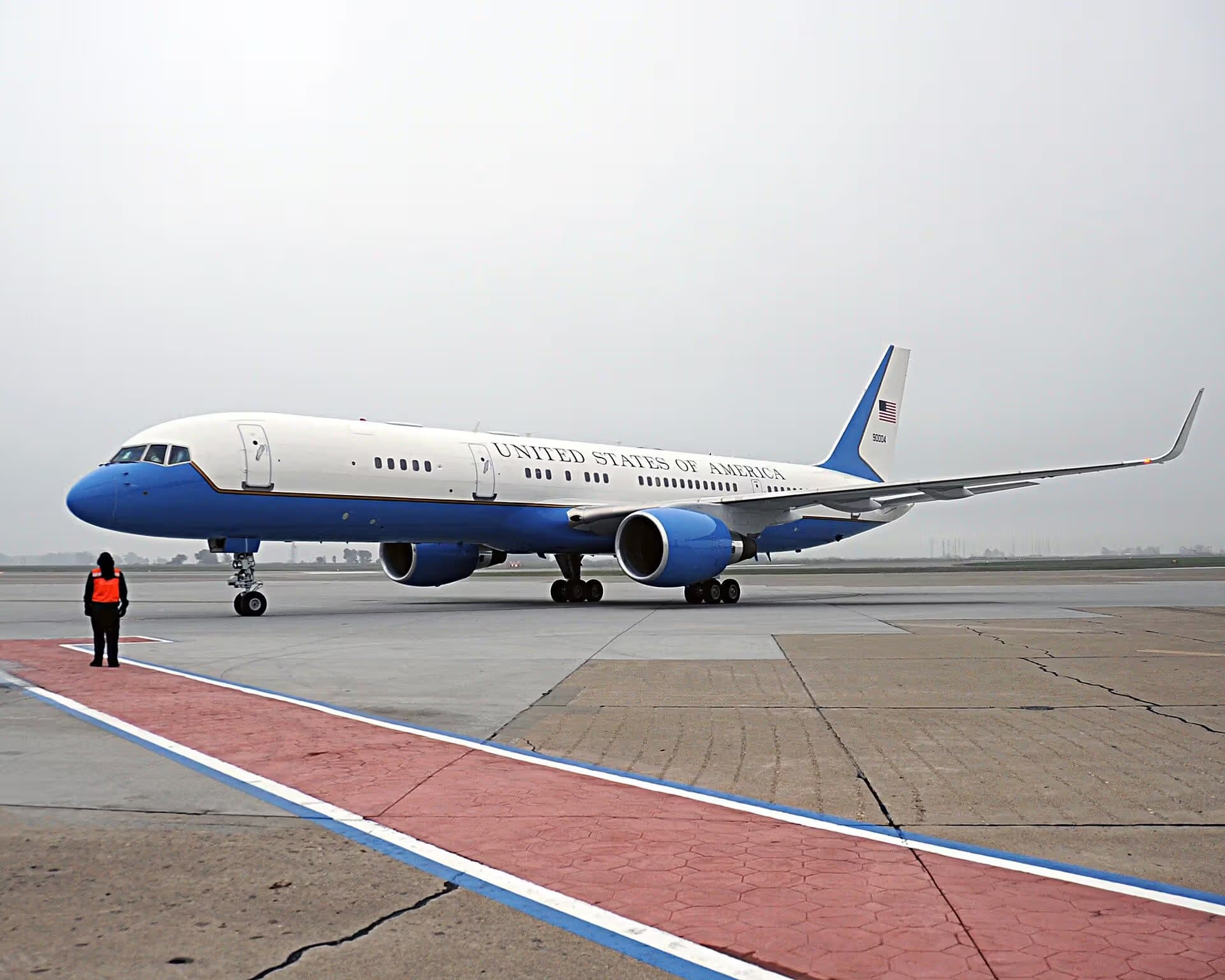 Unidentified — Boeing at Travis Air Force Base