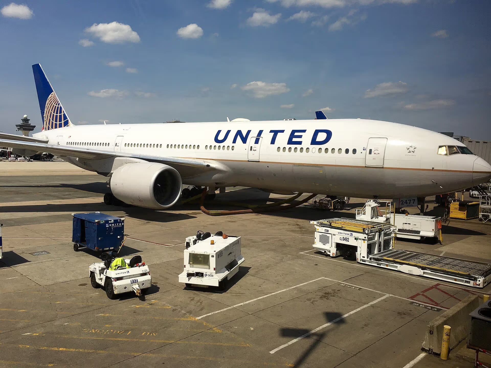 N777UA — Boeing