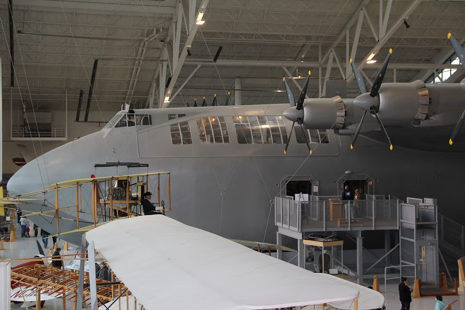 Unidentified — Aircraft