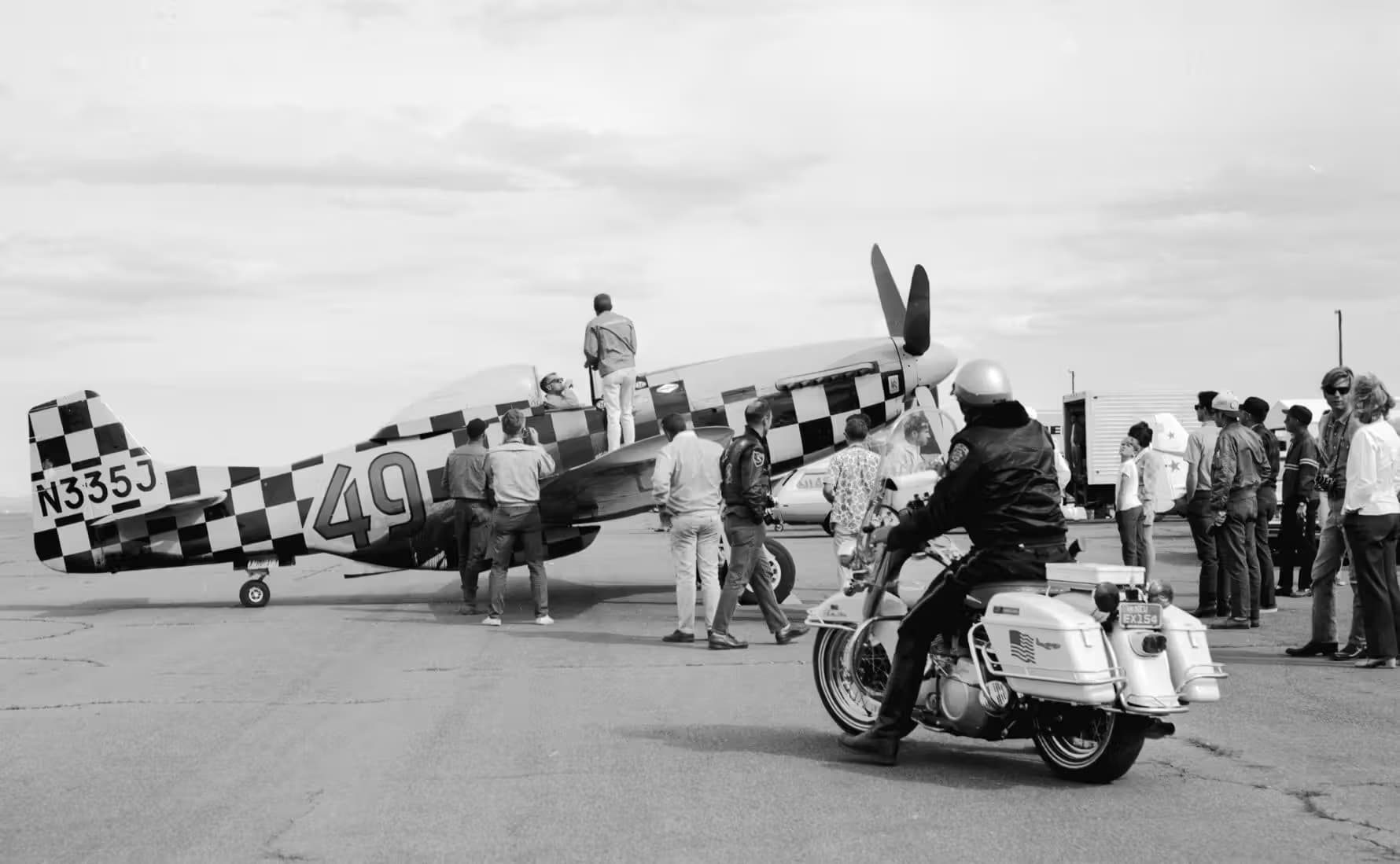 N335J — Warbird