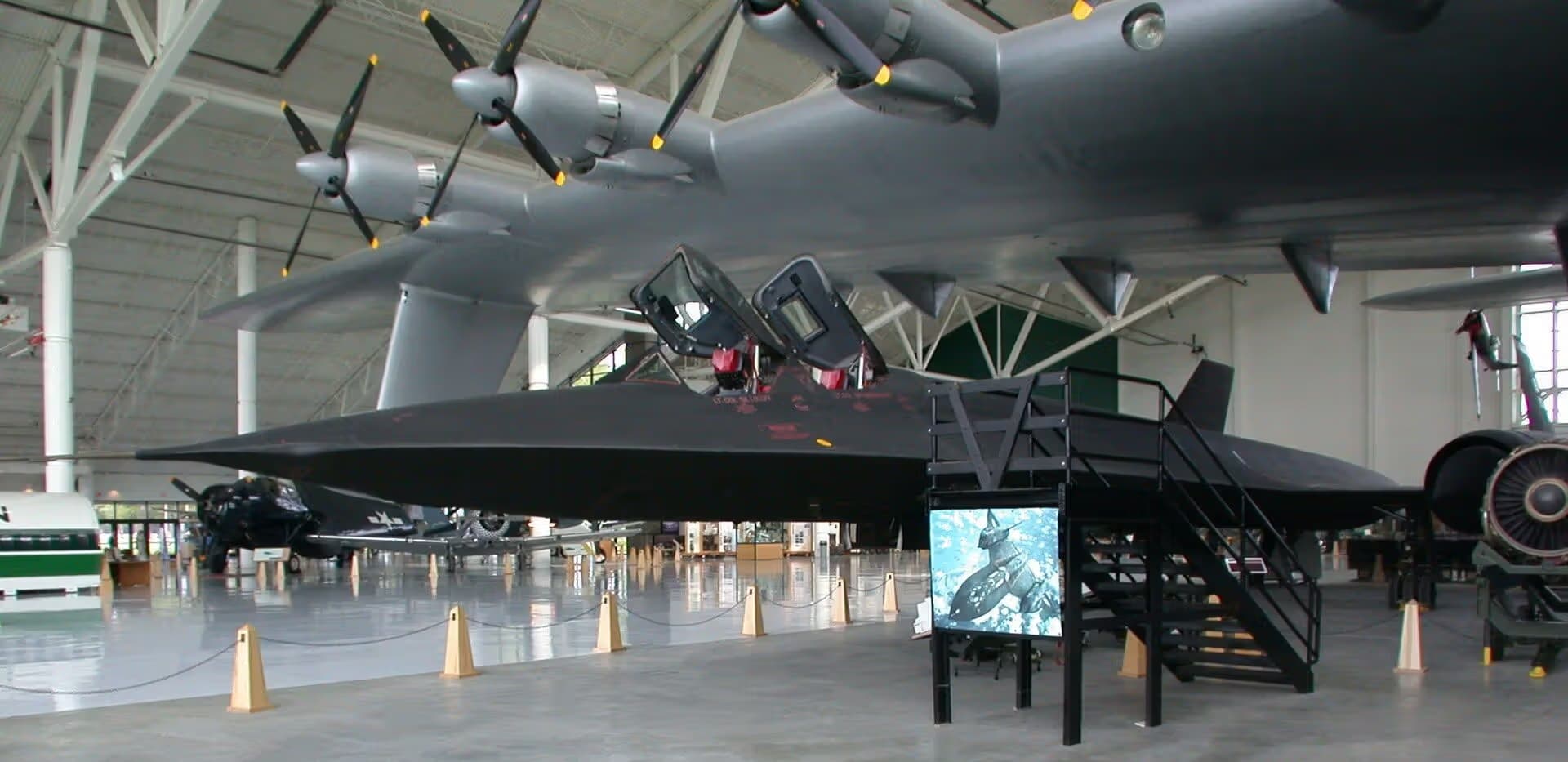 Unidentified — Lockheed