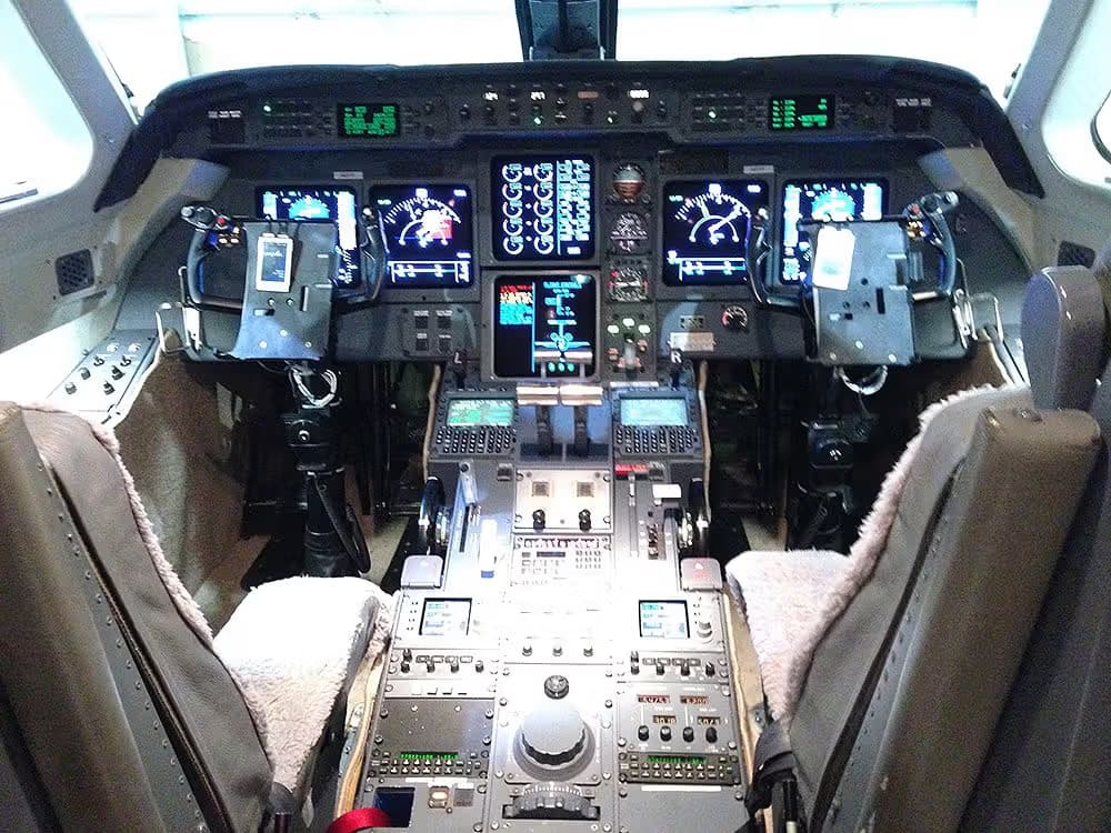 N677F — Aircraft