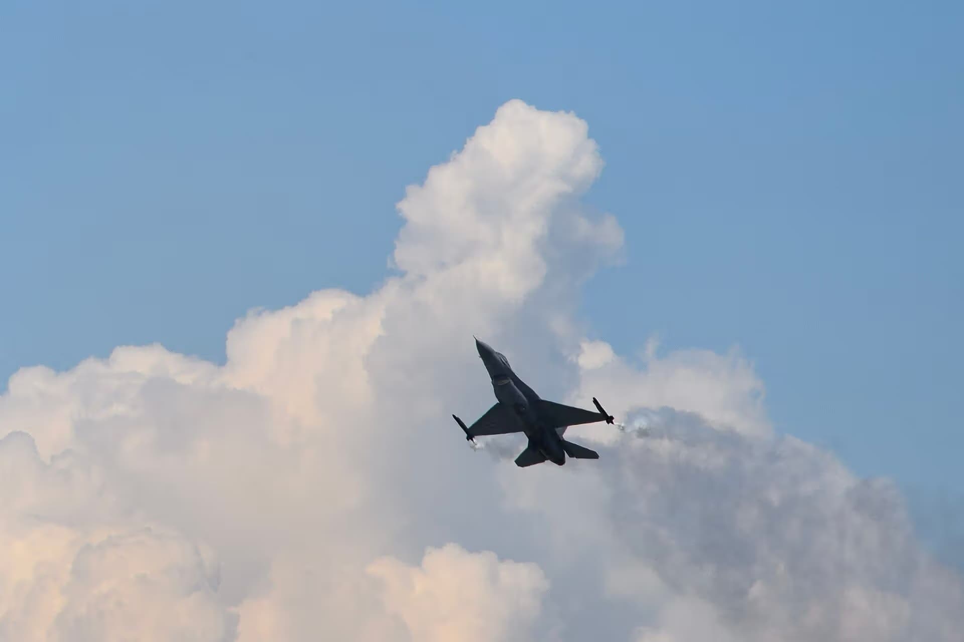 Unidentified — Aircraft