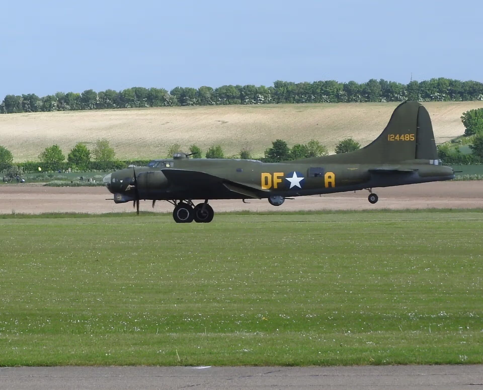 Unidentified — Warbird